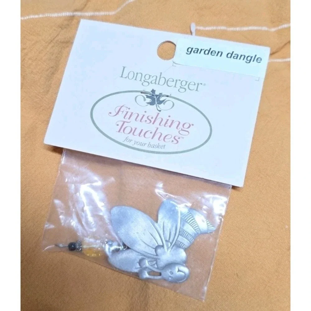 Lonagerger Bumble Bee Finishing Touches Garden Basket Dangle Homestead Accessory